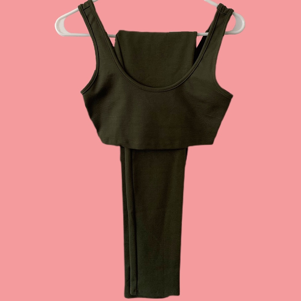 Green lounge set